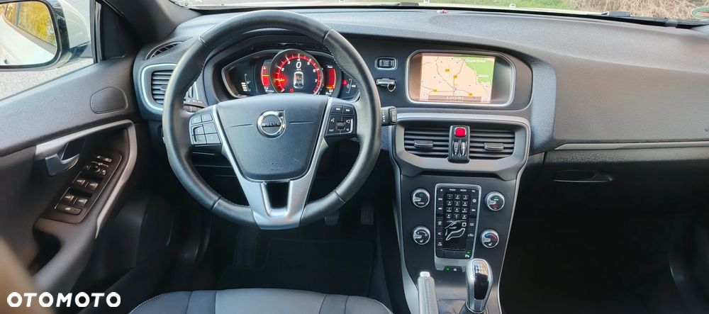 Volvo V40 T3 Drive-E Kinetic - 19