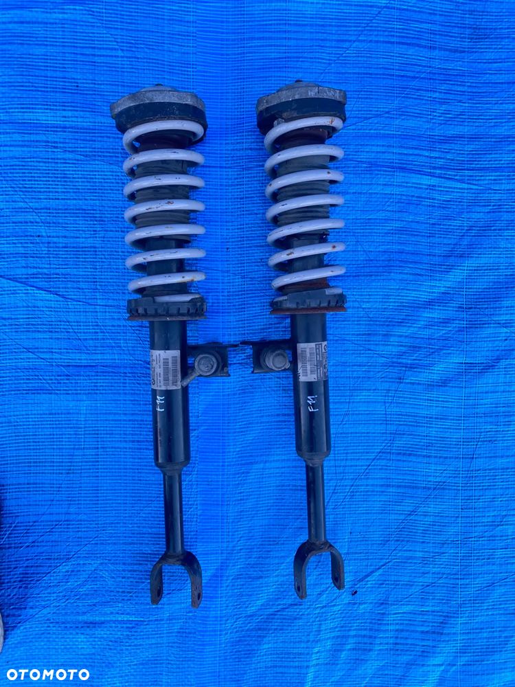 BMW F11 LCI LIFT KOMPLET AMORTYZATORY PRZÓD LEWY PRAWY 6863895 6863898 M PODWOZIE SPORTOWE - 1