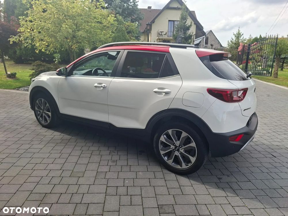 Kia Stonic - 12