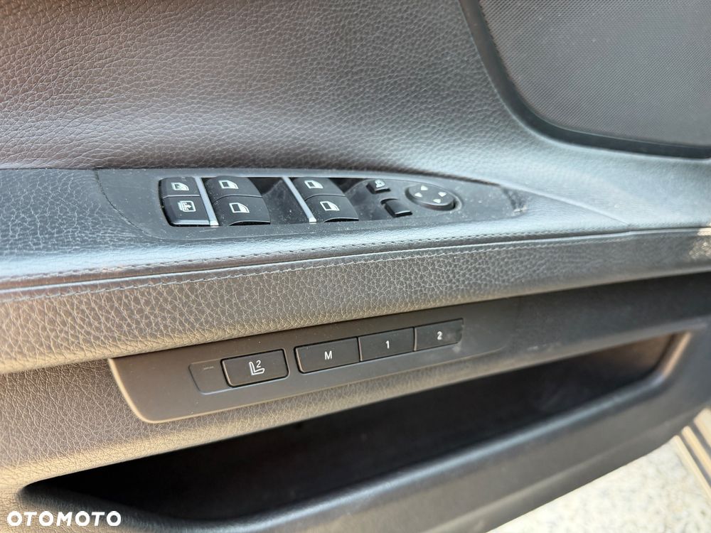 BMW Seria 7 730Ld - 30