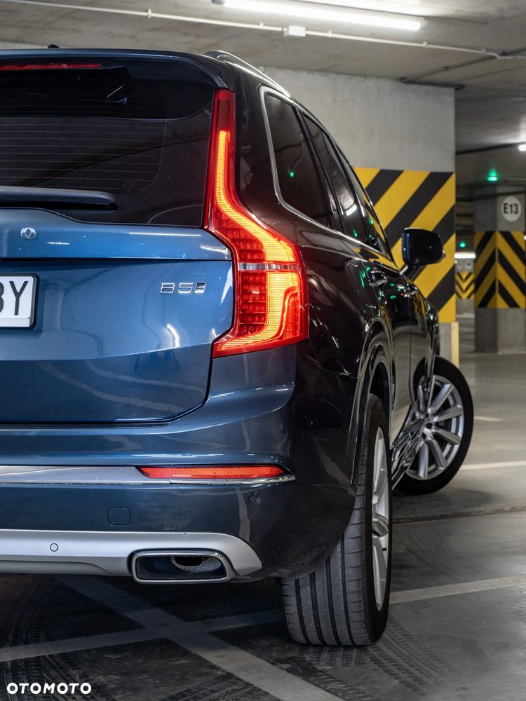 Volvo XC 90 B5 D AWD Momentum - 5