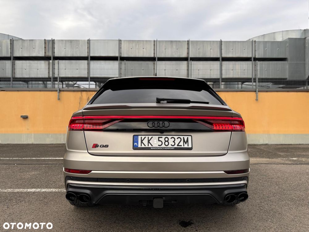 Audi SQ8 - 11