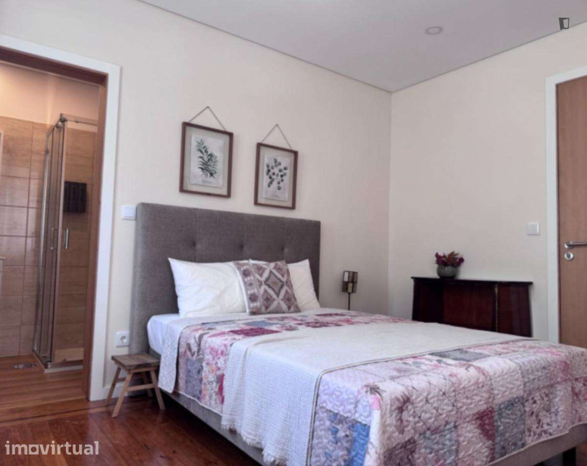 Quarto - localizado em Paranhos Porto - Grande imagem: 4/18