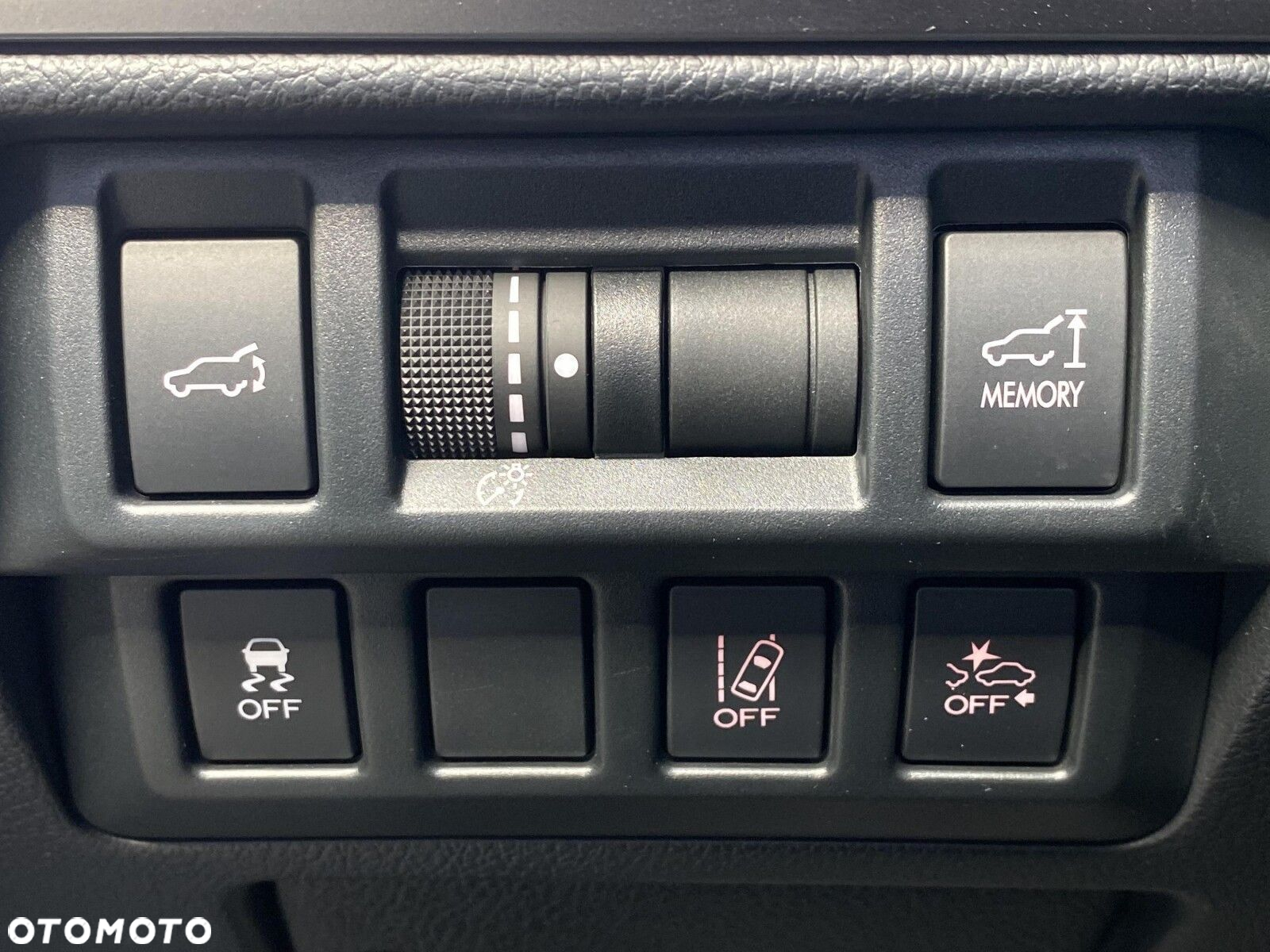 Subaru Outback 2.0D Active Lineartronic - 23