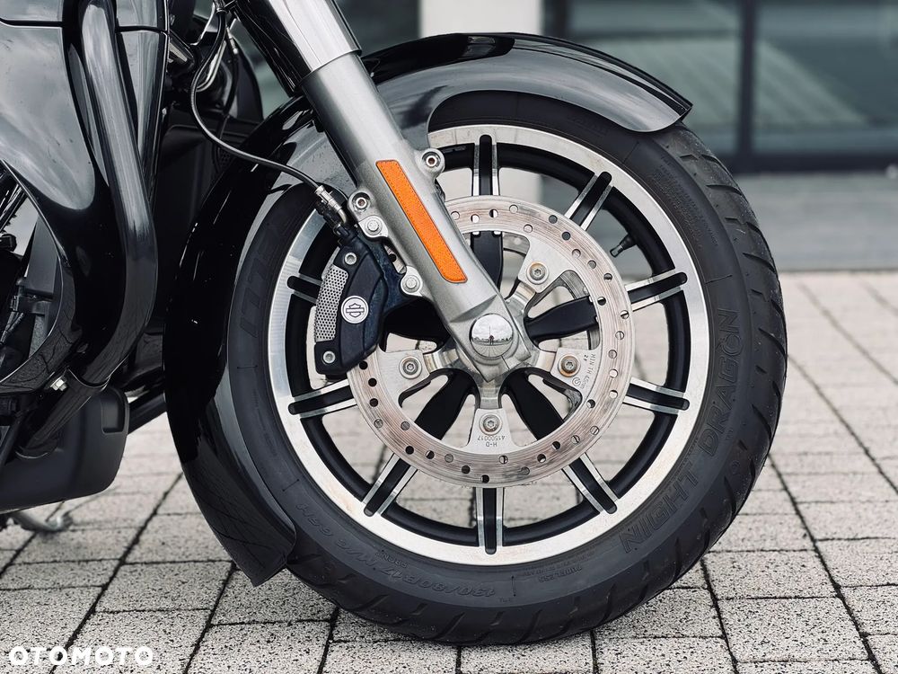 Harley-Davidson Touring Road Glide - 5