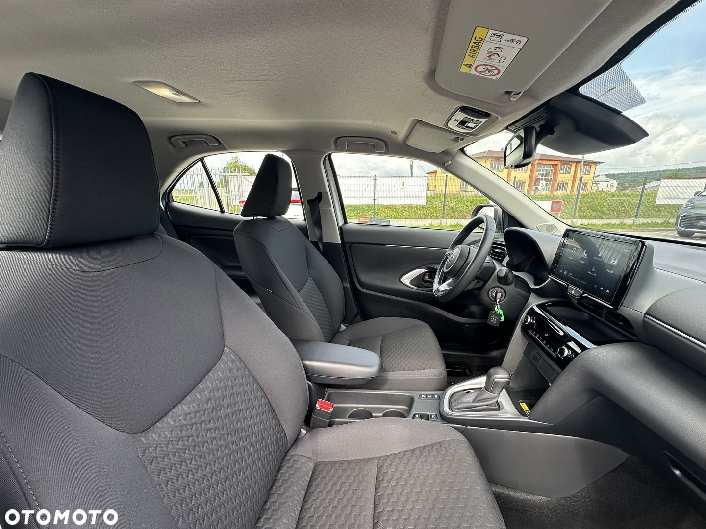 Toyota Yaris Cross - 17