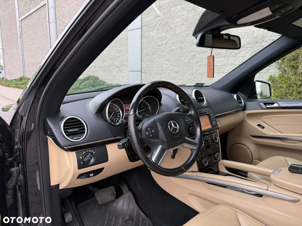 Mercedes-Benz GL 350 CDI - 20