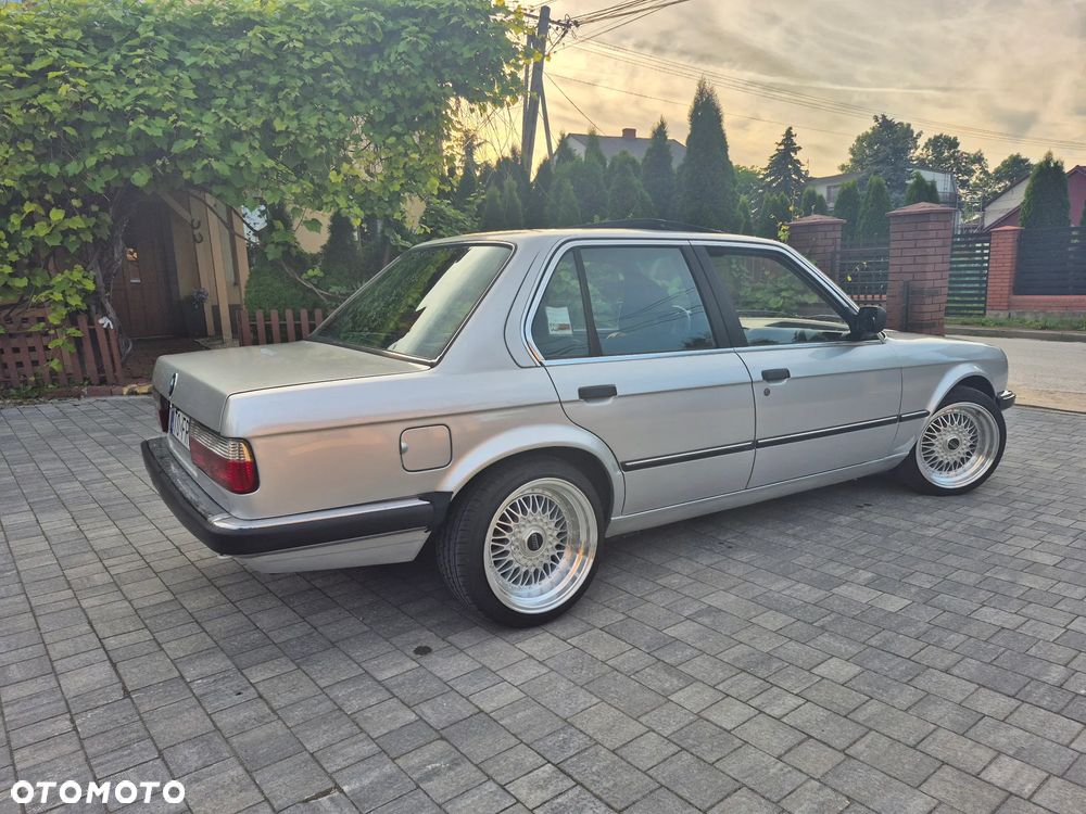 BMW Seria 3 - 8
