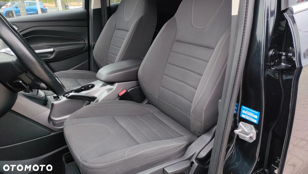 Ford Kuga 1.6 EcoBoost 2x4 Individual - 11
