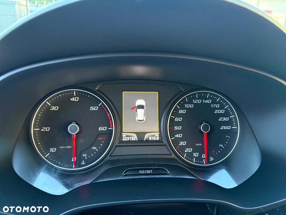 Seat Leon 2.0 TDI Style S&S - 9