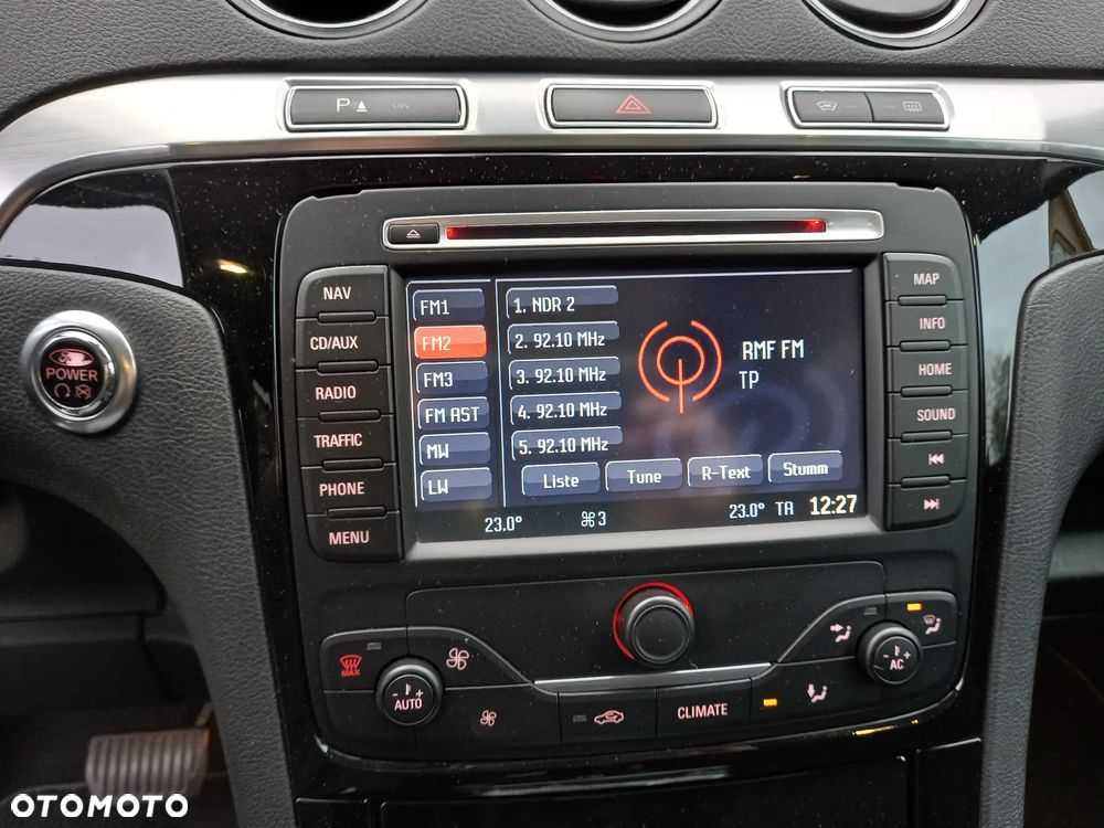 Ford S-Max 2.0 TDCi DPF Business Edition - 28