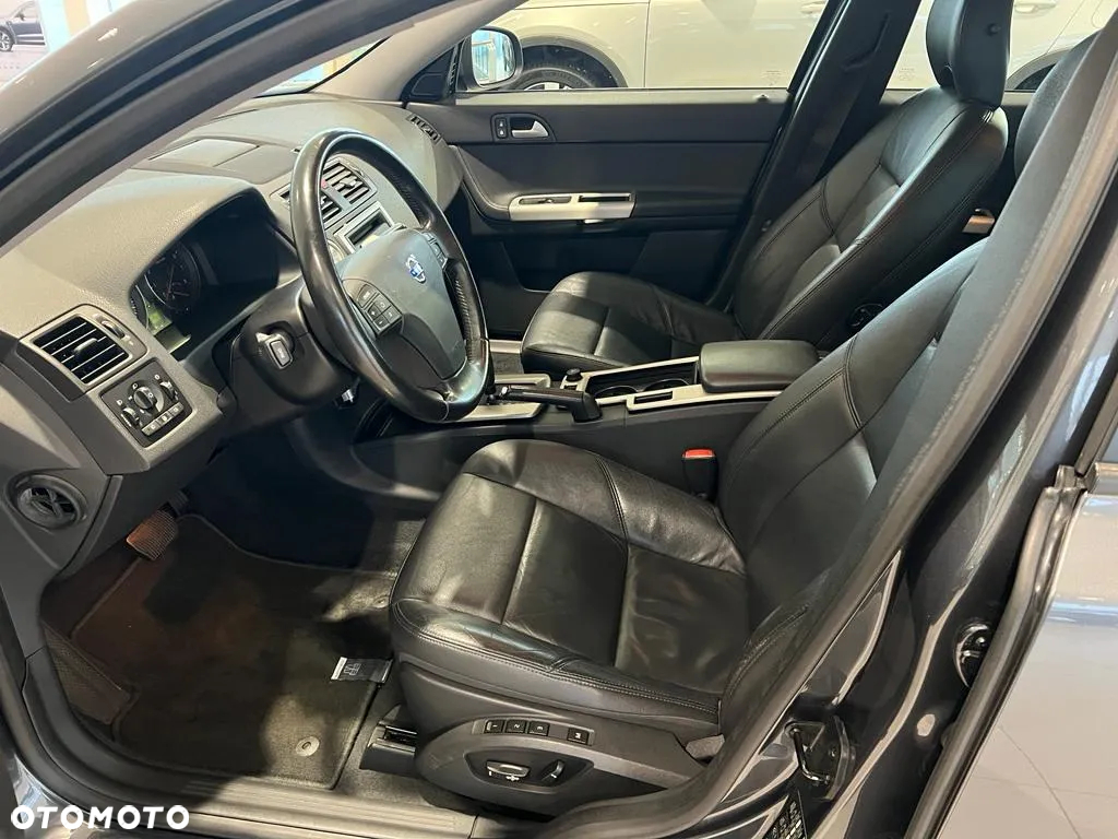 Volvo V50 DPF D4 Geartronic Summum - 9