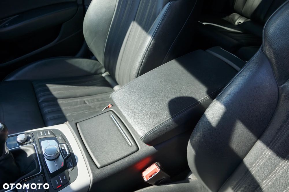 Audi A6 Avant 2.0 TDI Ultra - 24