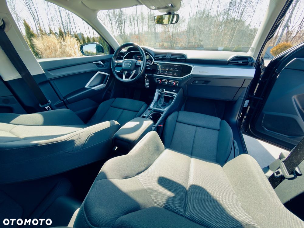 Audi Q3 45 TFSIe S tronic - 10