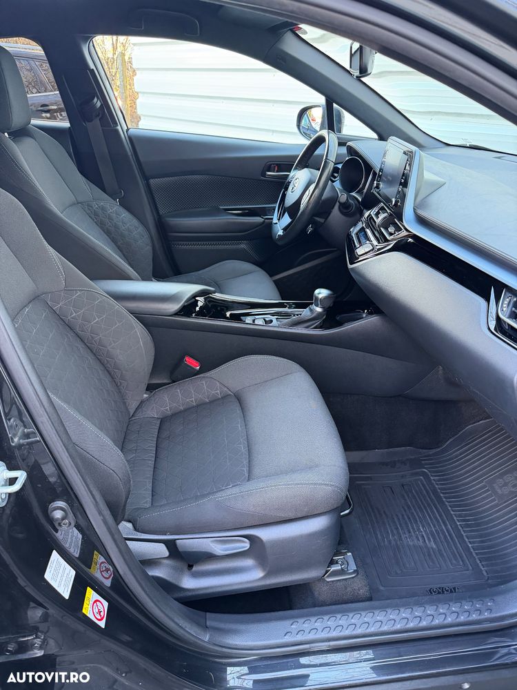 Toyota C-HR 1.8 HSD 122 CP 4x2 CVT C-ult Style - 10