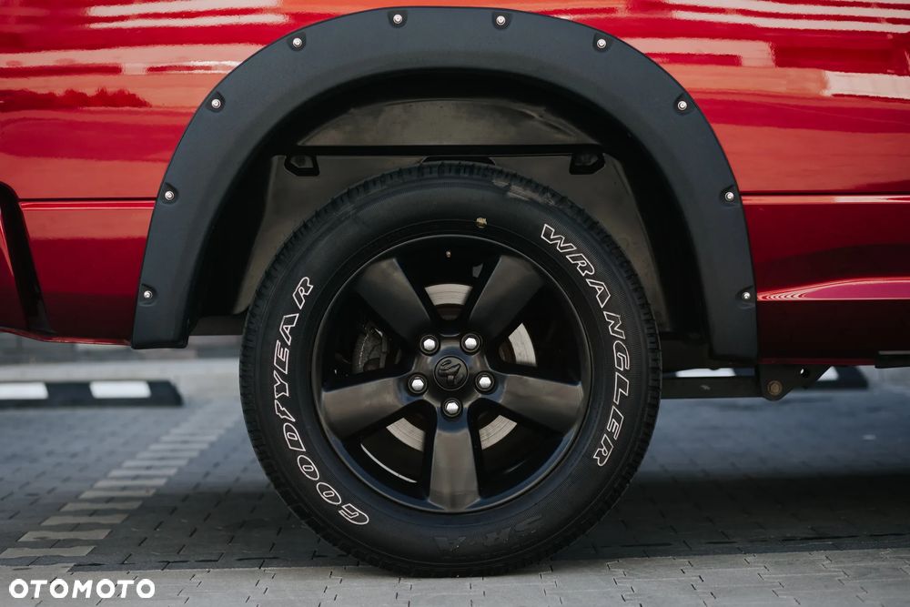 RAM 1500 5.7 Crew Cab Limited - 11