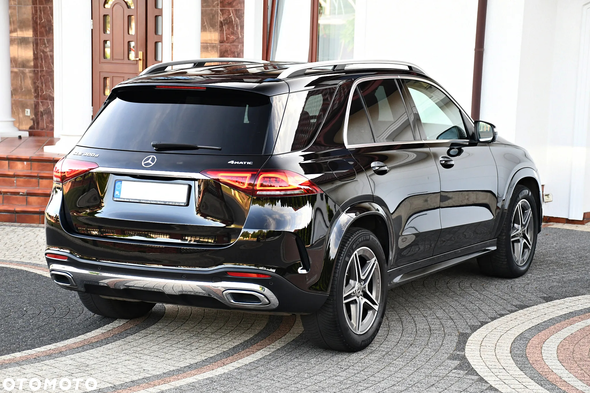 Mercedes-Benz GLE - 11