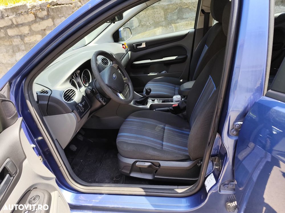 Ford Focus - 7