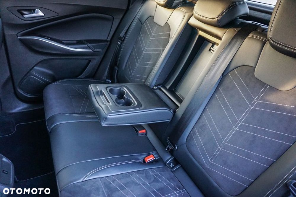 Opel Grandland 1.2 T GS Light S&S - 14