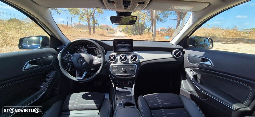 Mercedes-Benz GLA 180 d Aut. - 6
