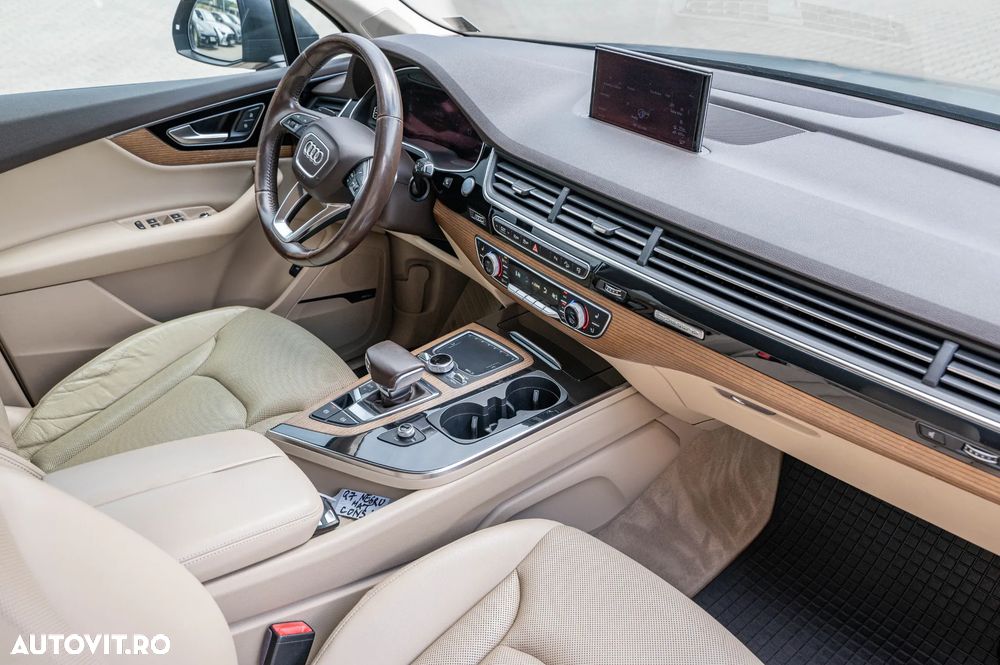 Audi Q7 3.0 TDI Quattro Tiptronic - 9