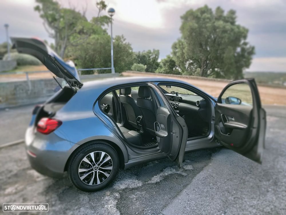 Mercedes-Benz A 180 d Style Plus Aut. - 23