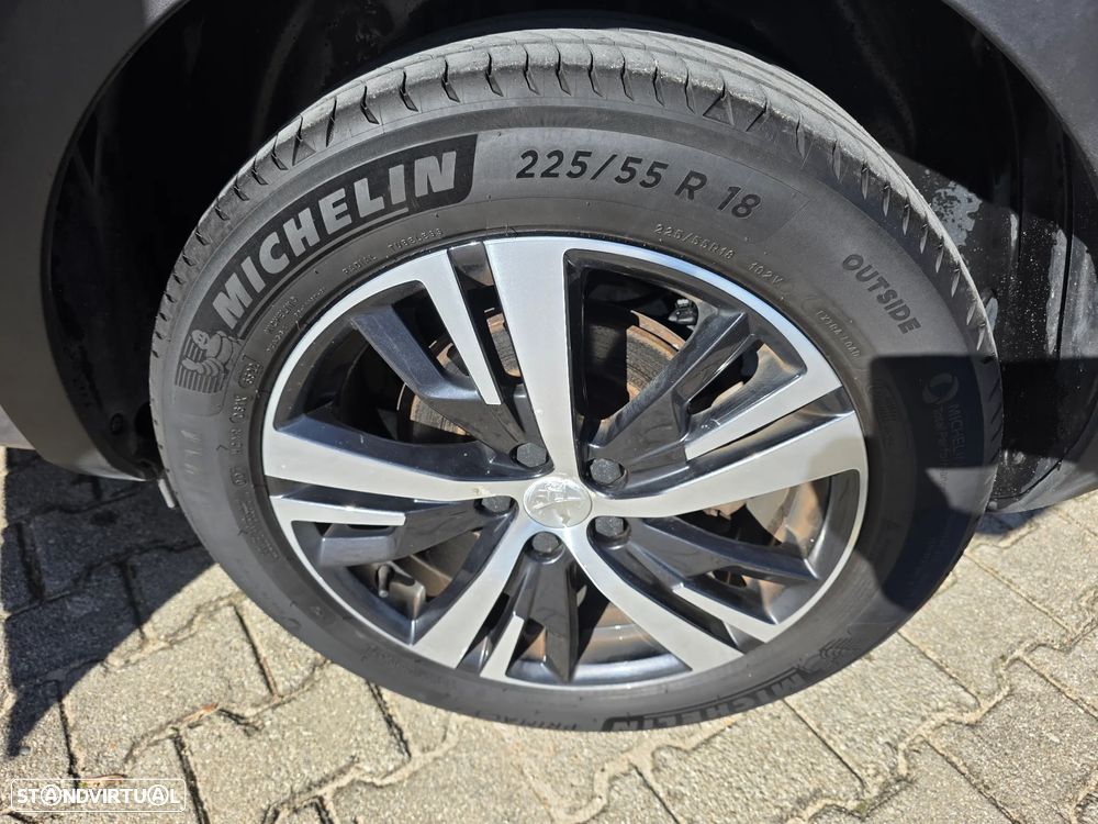 Peugeot 3008 1.2 PureTech Allure Pack - 40
