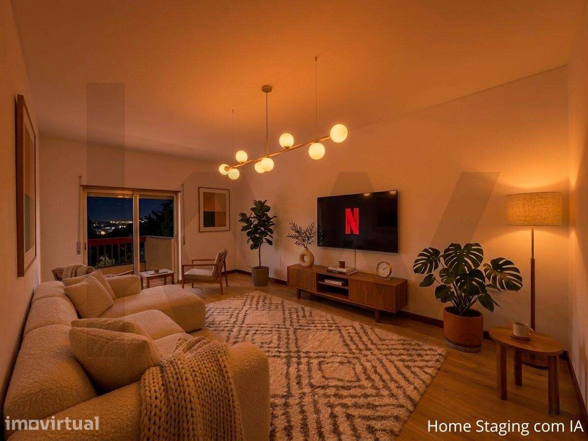Exclusivo Apartamento T3 Junto ao Golfe: Último Andar com Potencial de - Grande imagem: 2/28