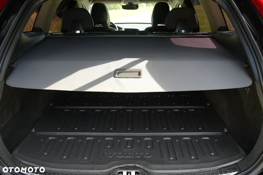 Volvo XC 60 D4 Momentum - 18
