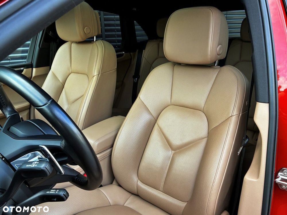 Porsche Macan - 19
