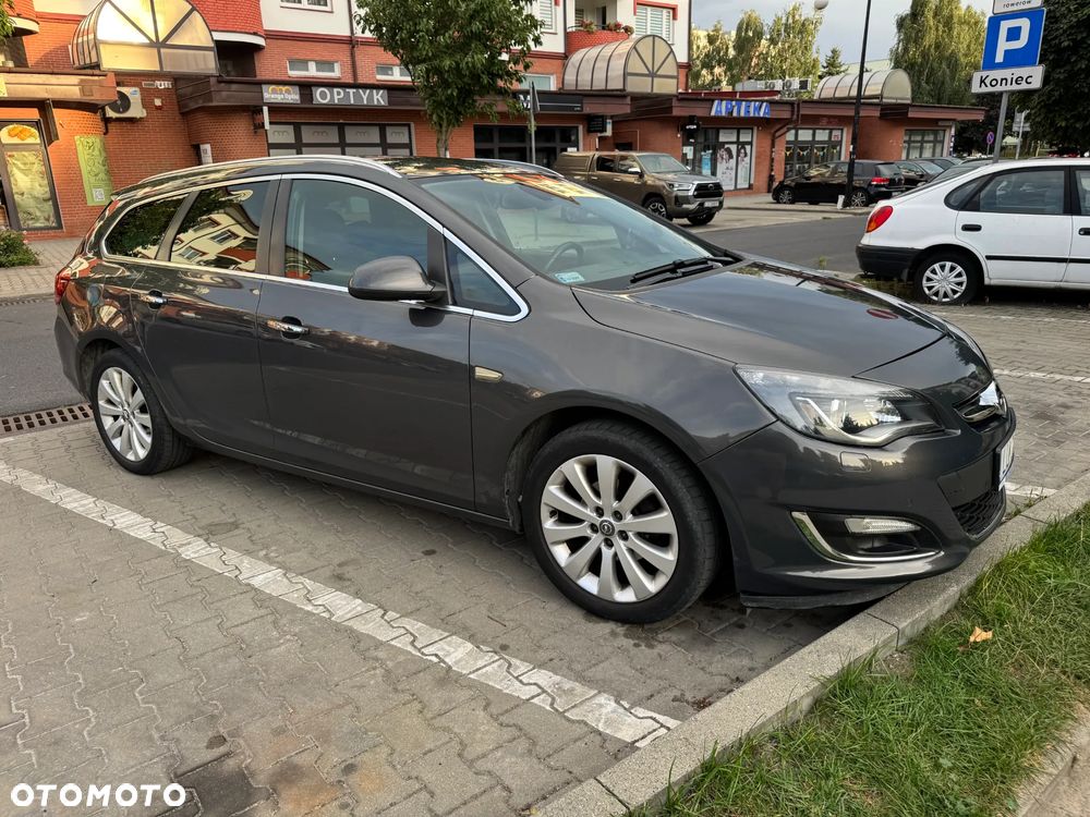 Opel Astra 2013 photo 3