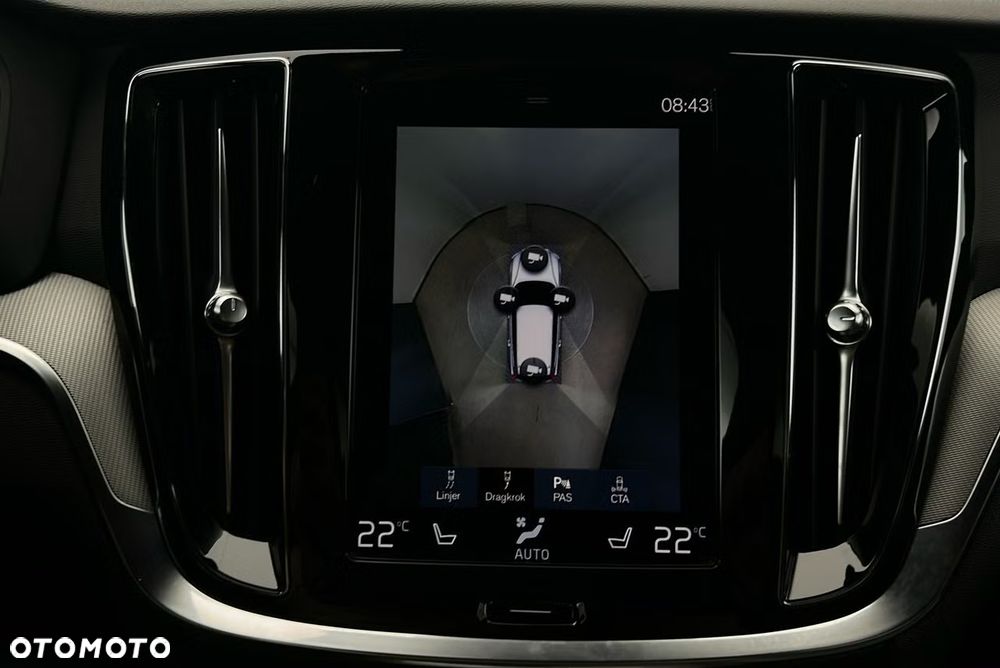 Volvo V60 B4 D R-Design - 15