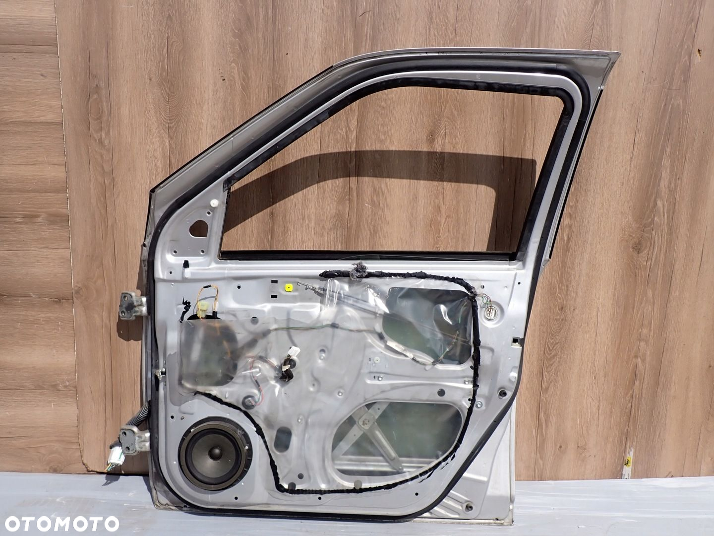 SUZUKI SWIFT 5d MK6 04-09 DRZWI PRZEDNIE PRAWE ZCC - 8
