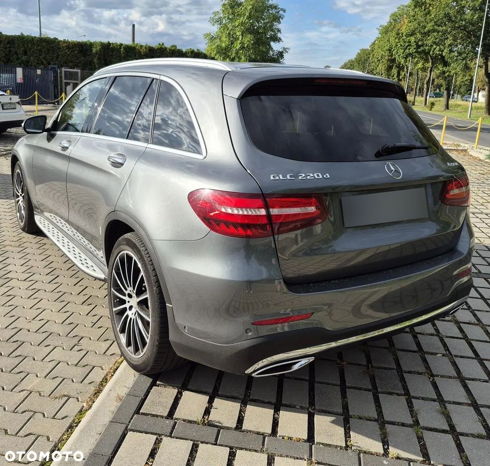 Mercedes-Benz GLC - 7