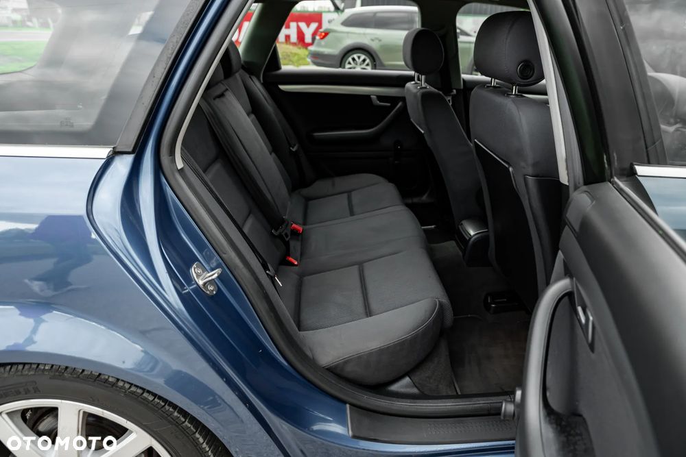 Audi A4 Avant 1.8T - 7