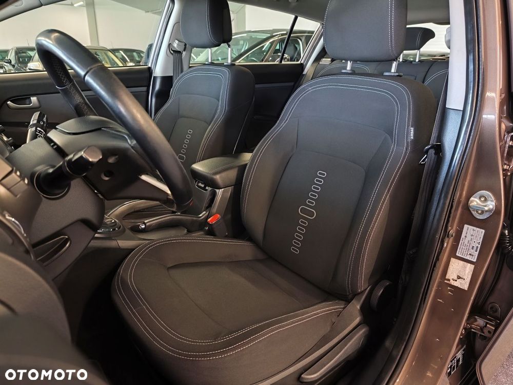Kia Sportage 2.0 CVVT 4WD Vision - 7