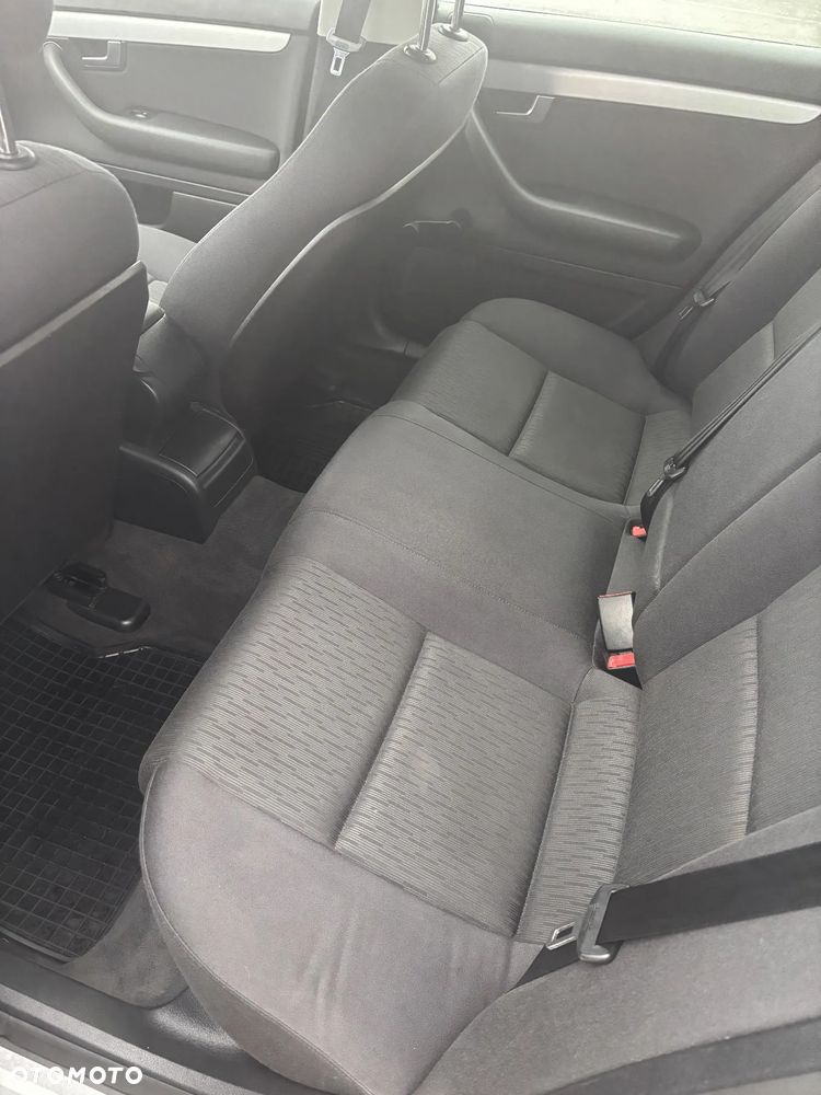 Audi A4 Limousine 2 - 15