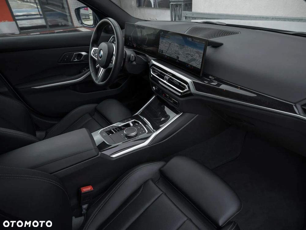 BMW Seria 3 320d xDrive Edition M Sport Shadow - 31
