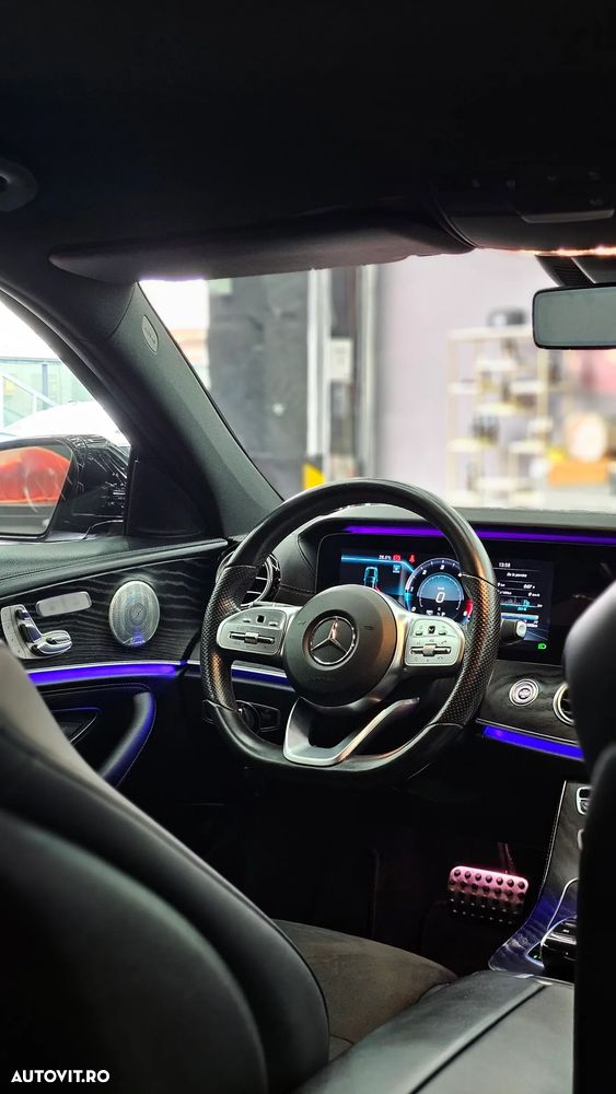Mercedes-Benz E 220 d 4MATIC Aut. - 14