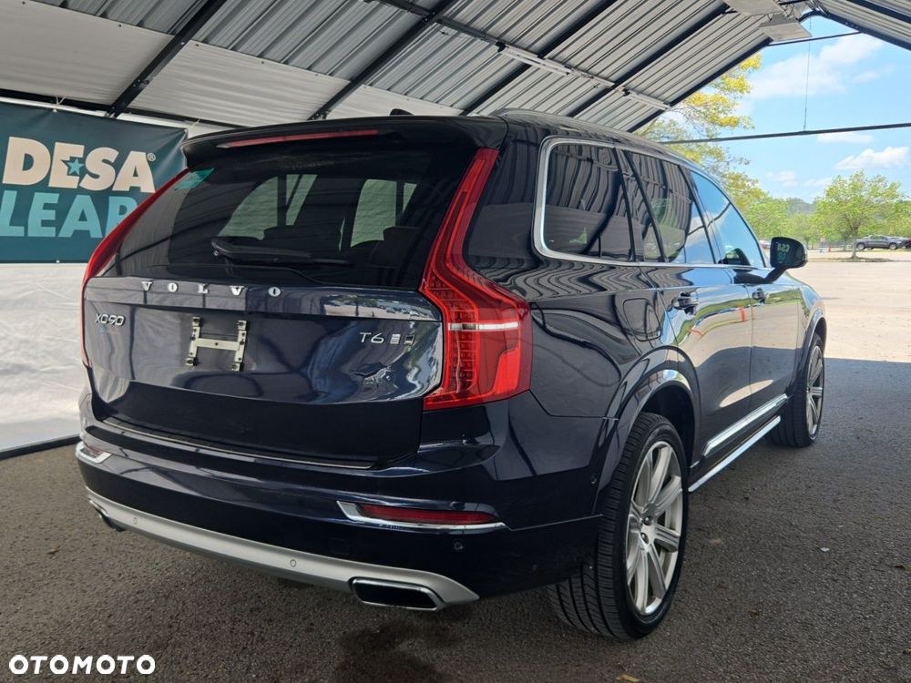 Volvo XC 90 - 4