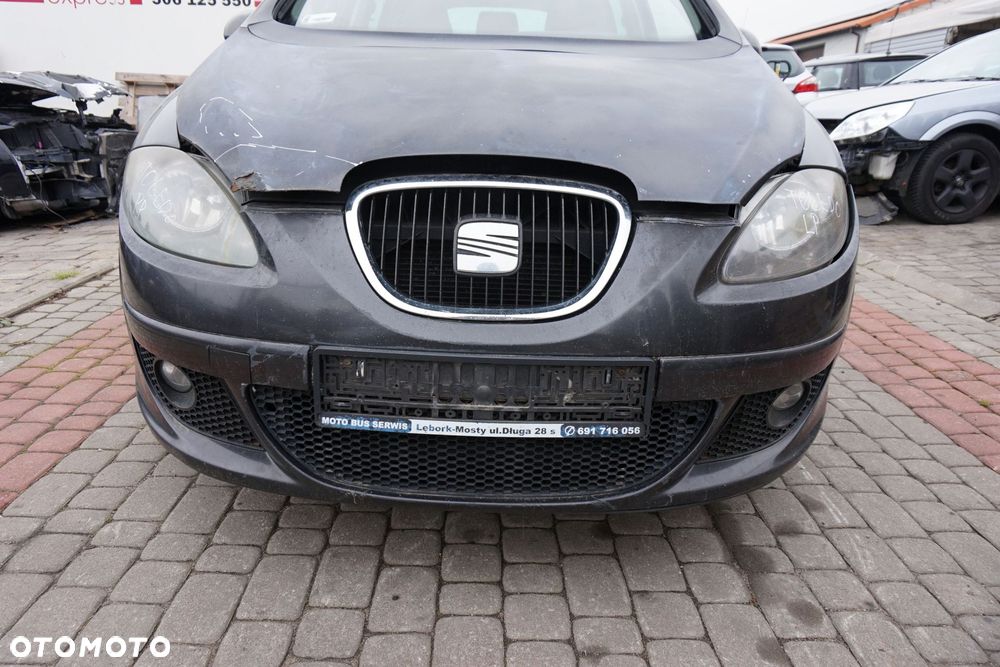 ZDERZAK PRZEDNI TOLEDO III 5P LS9N 5P0807217M  CZARNY SEAT 2004-2009 - 1