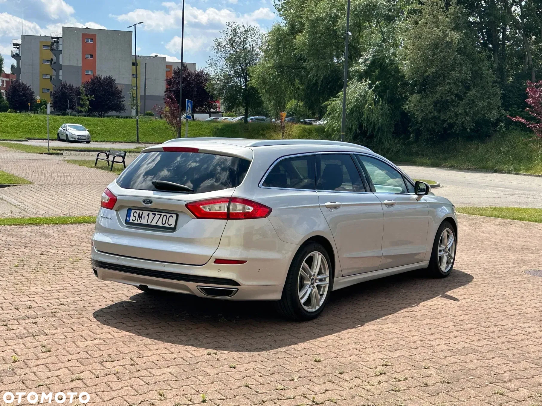 Ford Mondeo 2.0 EcoBoost Titanium - 9