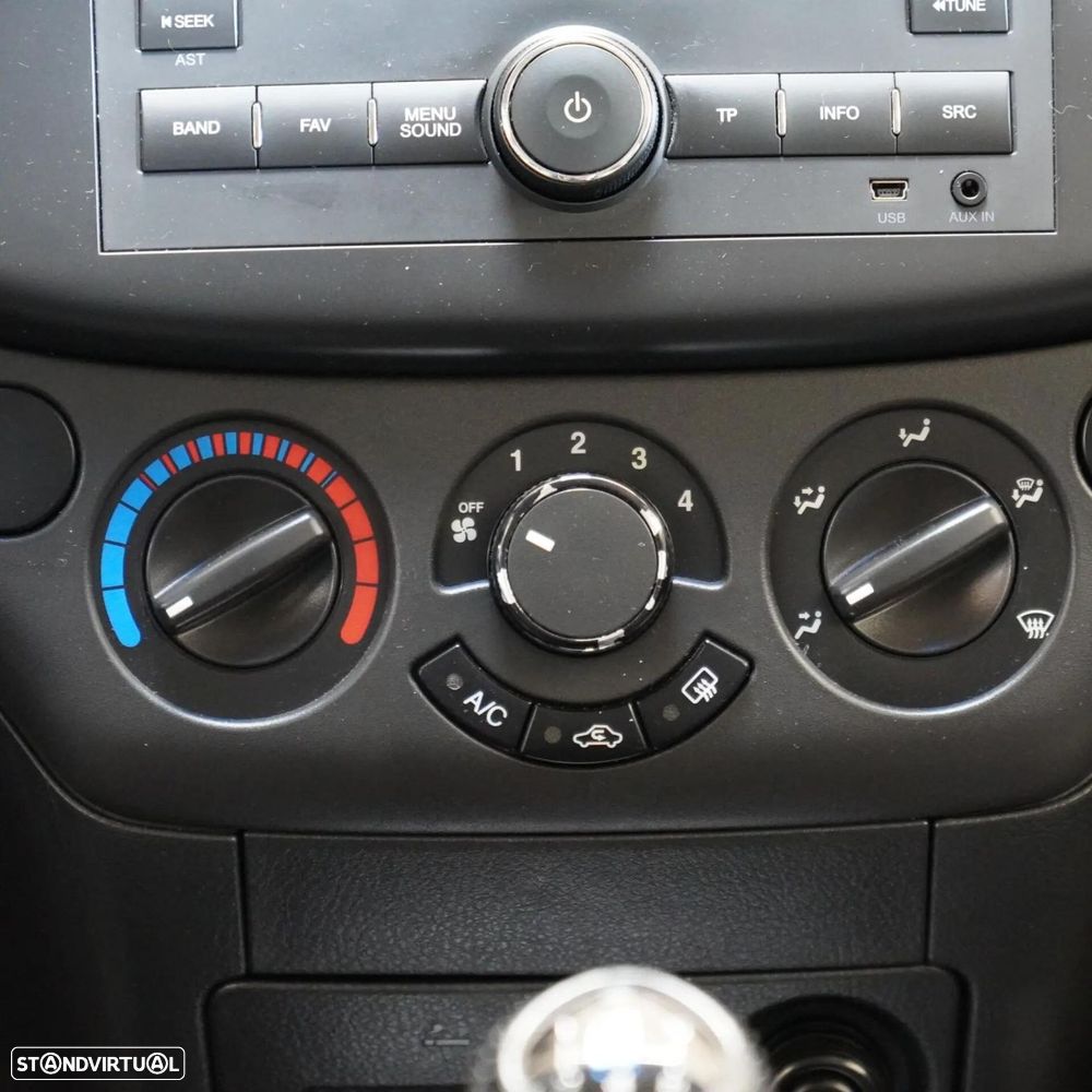 Chevrolet Aveo 1.2 LS - 16