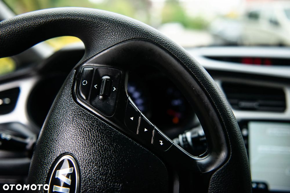 Kia Ceed 1.4 CVVT Vision - 28