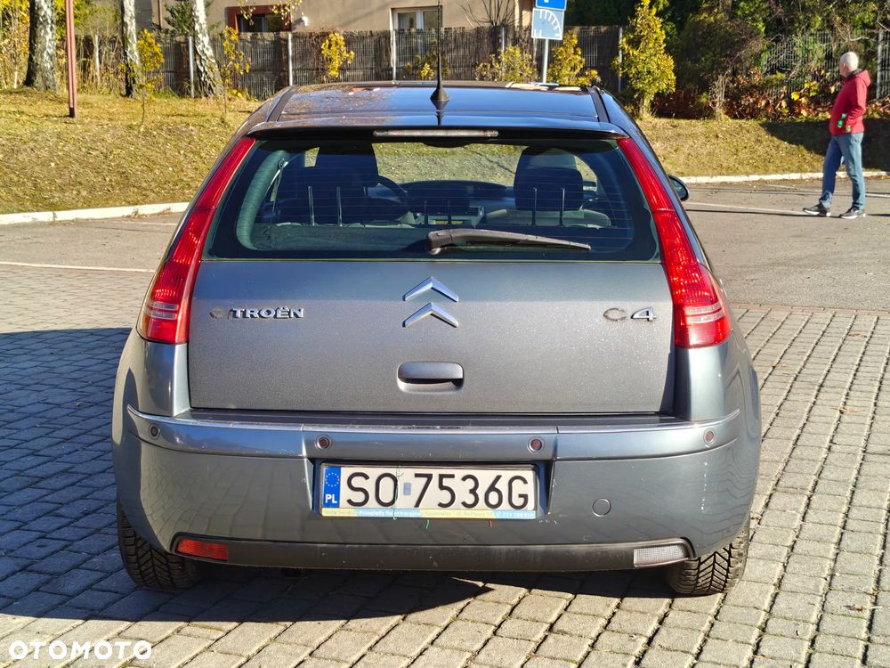 Citroën C4 1.6 HDi FAP Confort - 22