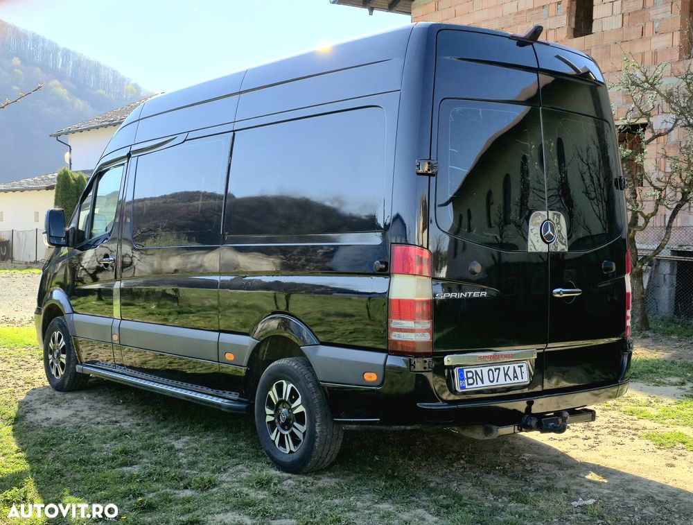 Mercedes-Benz Sprinter - 4