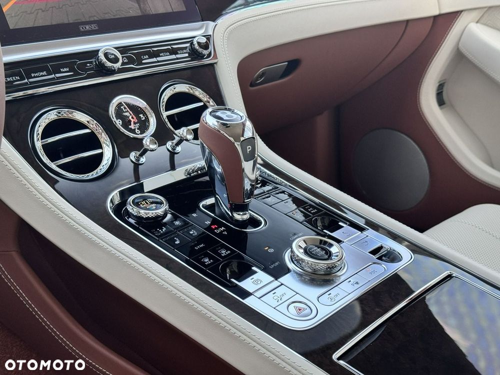 Bentley Continental GT - 29