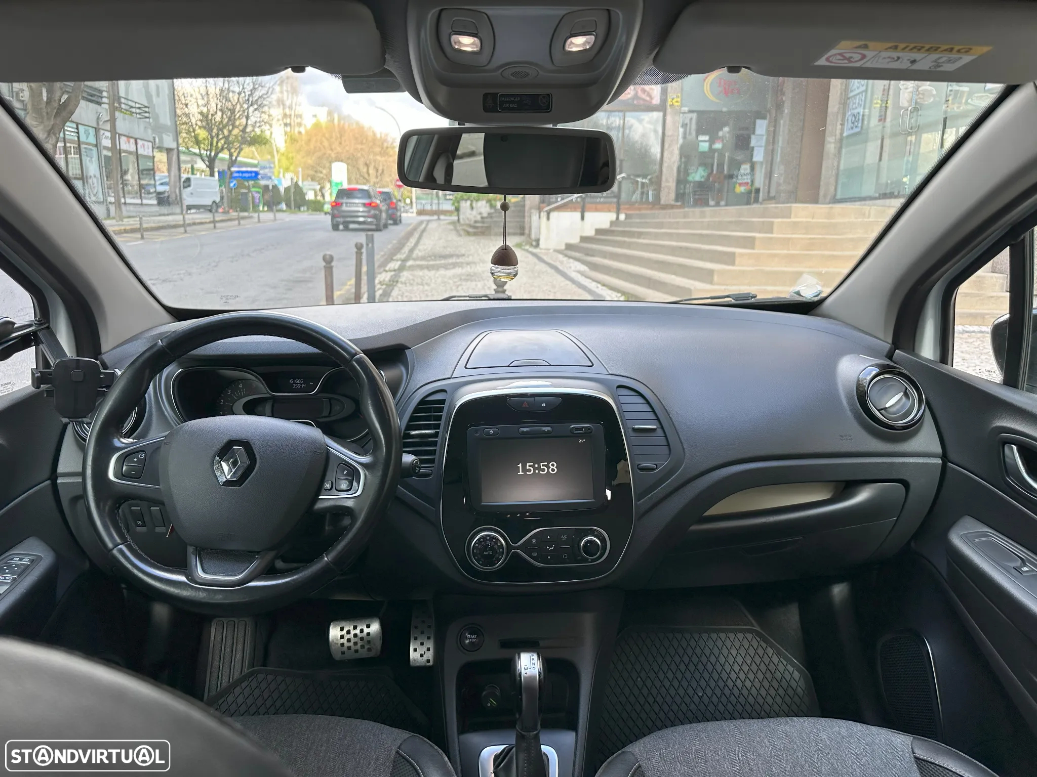 Renault Captur 1.5 dCi Exclusive EDC - 5