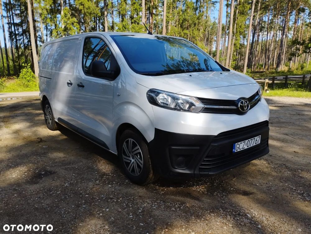 Toyota ProAce Kombi 1.5 D-4D Medium 2,7t - 3