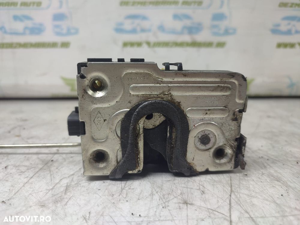 Broasca stanga spate 825030283R Dacia Duster 1 [2010 - 2013] - 1